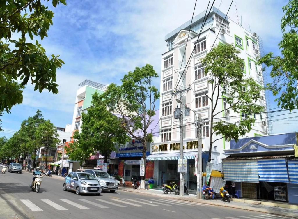 Pink Pearl Hotel