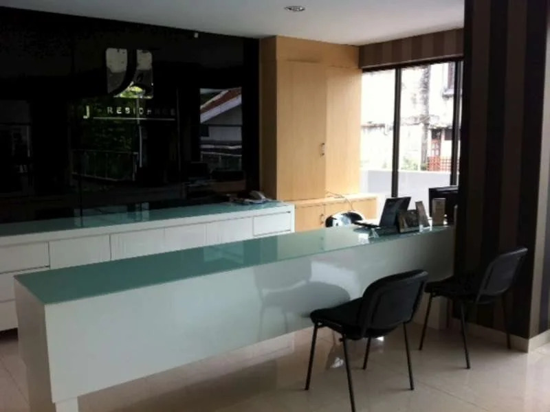 J Residence Hostel Ciumbuleuit