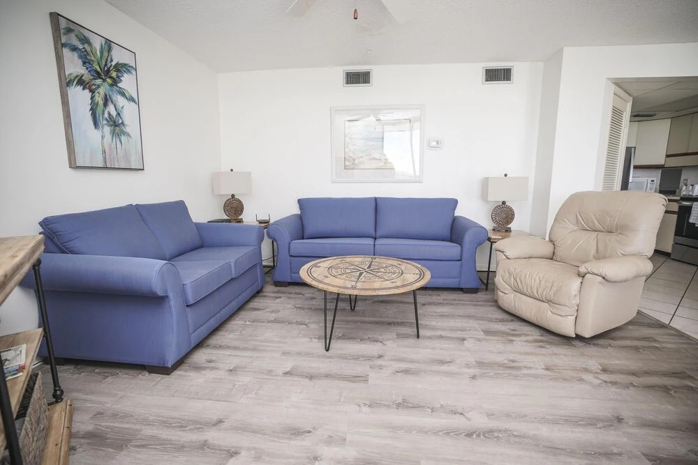 AquaVista Beach Resort by Panhandle Getaways