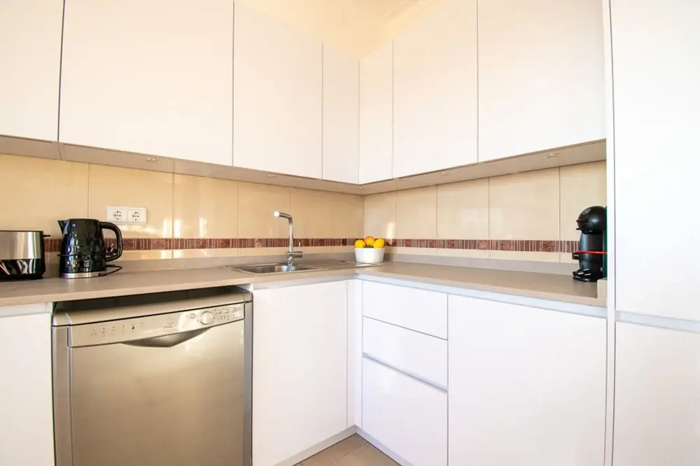 10 Marinha Two Bed Apt At Award Wining Beach