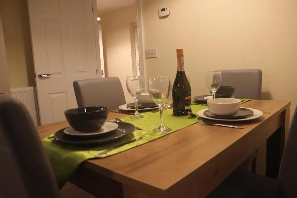 StayNEC Coach House Birmingham - For Company, Contractor & Leisure Stays - NEC, HS2, JLR, Airport
