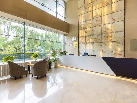 Xining Dongchuan Industrial Park Qingyun Hotel (Chengdong Wuyue Plaza)