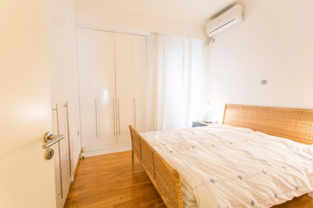 A Cozy Apt in Kolonaki of Athens