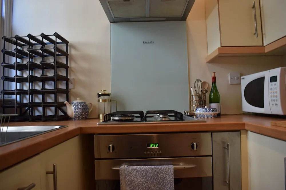 2 Bedroom Fulham Flat