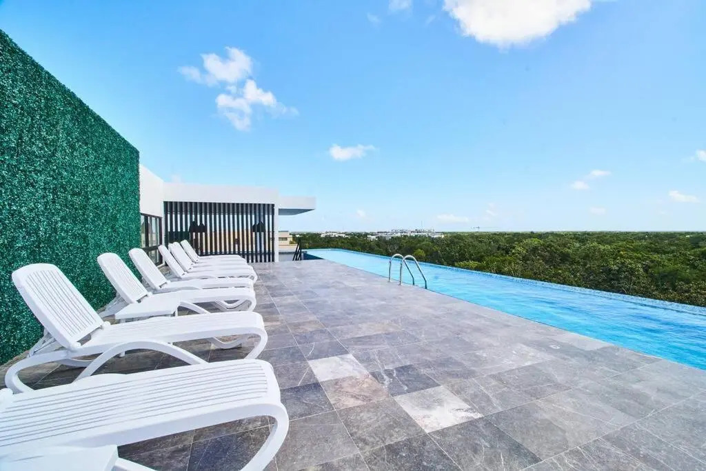 PH 312 Two bedroom rooftop and private pool