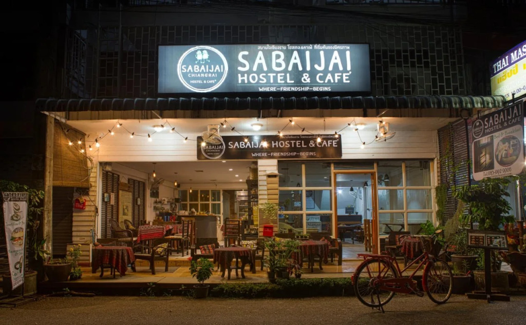 Sabaijai Hostel & Cafe