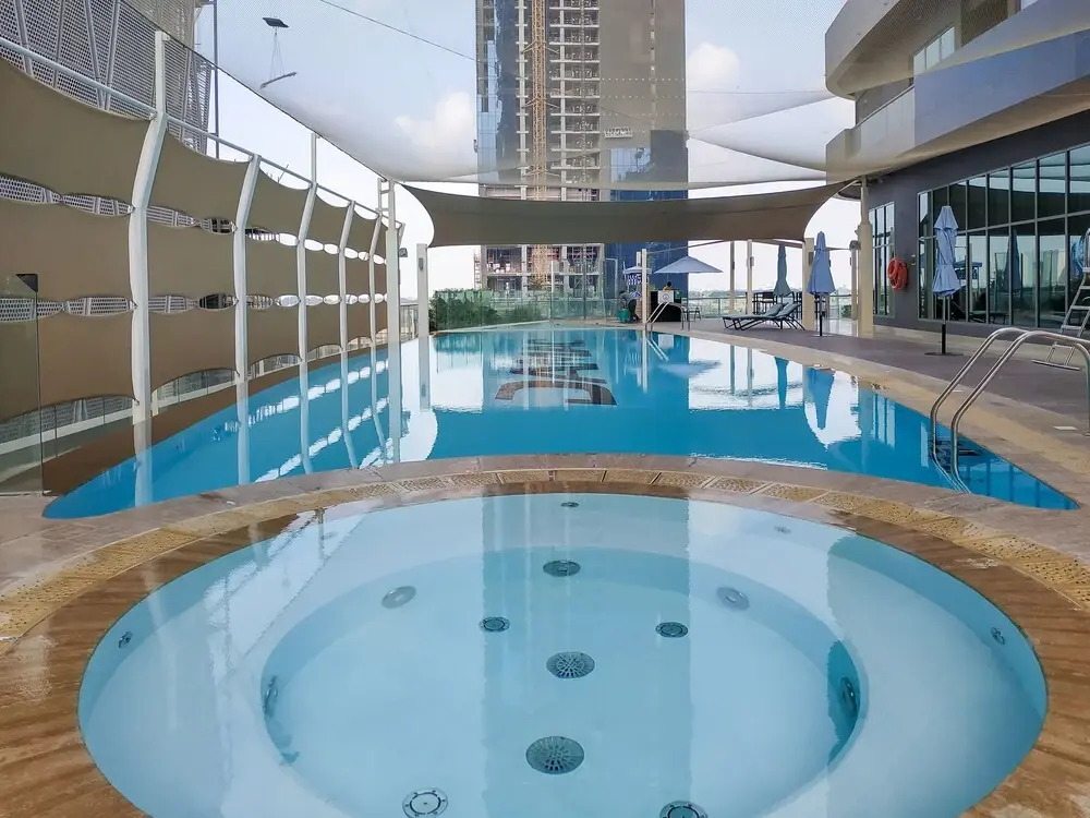 Maison Privee - Luxury Urban Retreat w/ Burj Khalifa Views