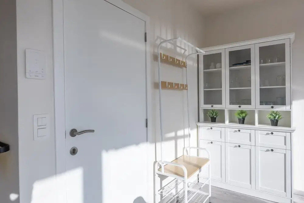 Modern, Renovated Studio With Open Views