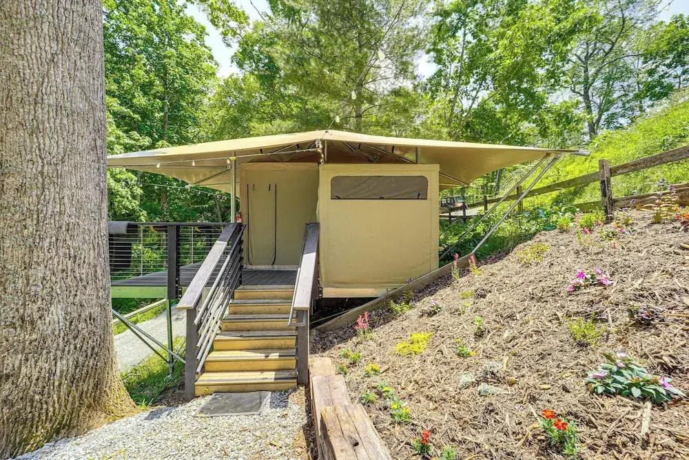 Mtn-view Deck: Scenic Glamping Getaway Near Boone!