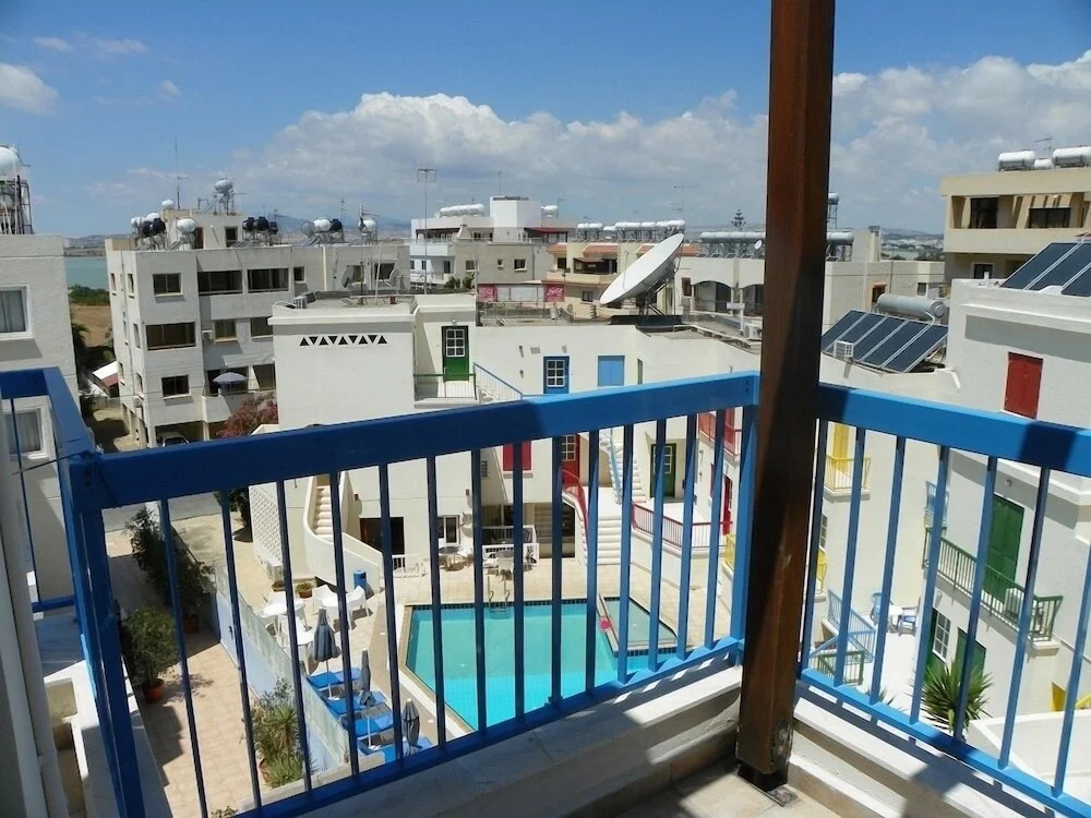 Sea N Lake View Hotel Apartments