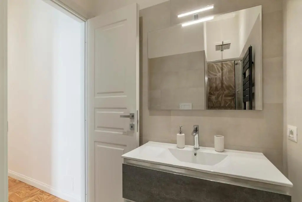 Rione Prati Elegant Apartment With Balcony