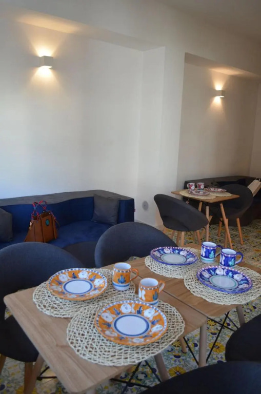 Luiselle Charming Accommodation Sorrento City Center