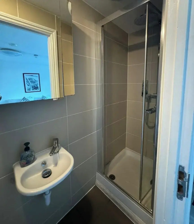 Fun Energetic Oasis in Islington - Sleeps6