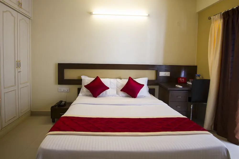 Oyo Rooms Indiranagar 214
