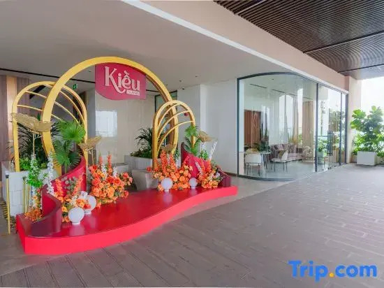 IMPERIAL JADE SUITES at Kieu by KITA