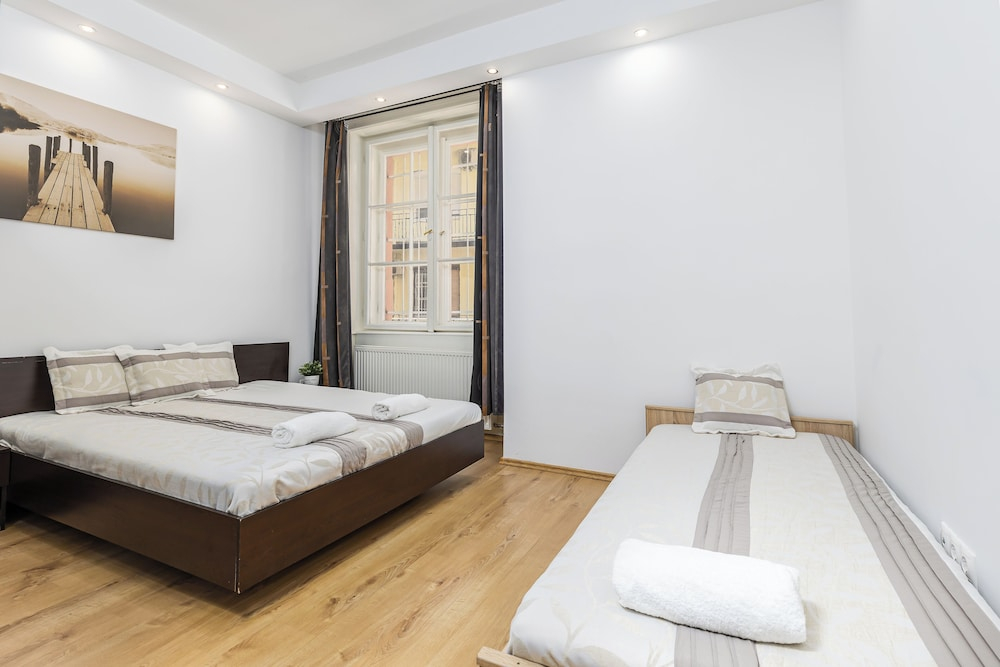 Real Apartments Kertesz
