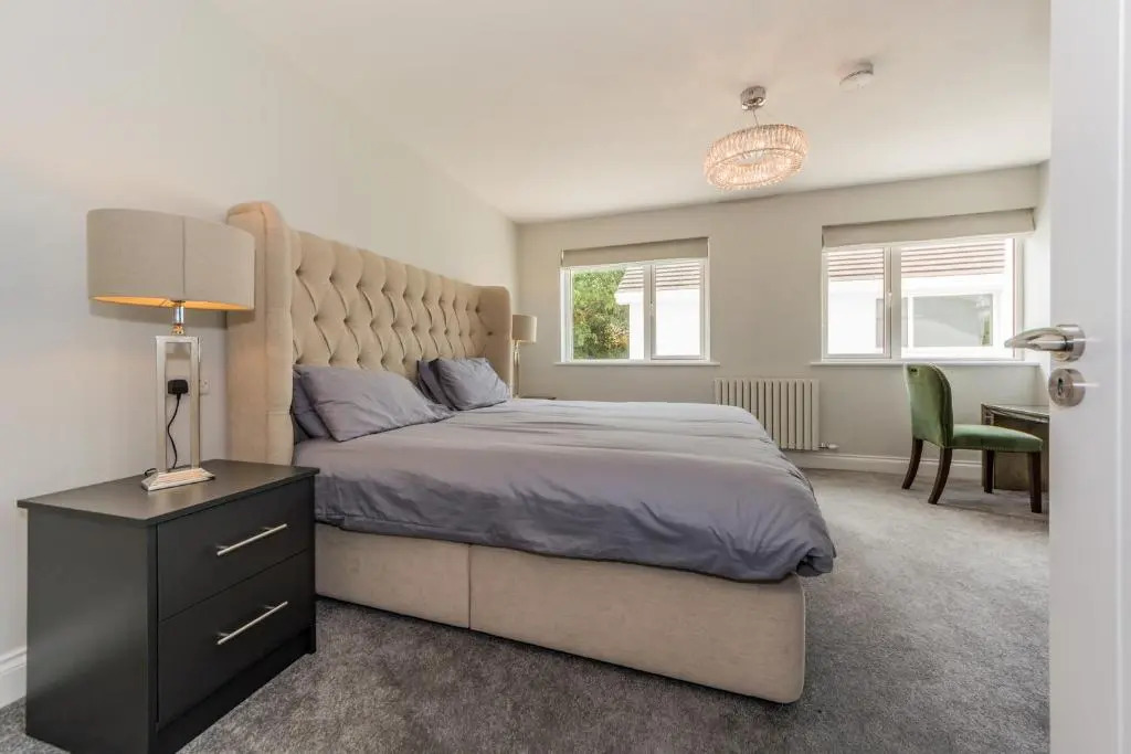 Marina views, Kinsale, Hosted by Exquisite holiday homes, sleeps 20