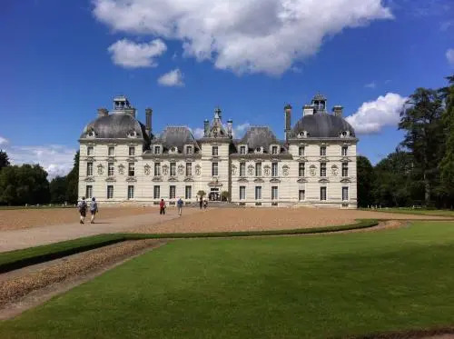 Au Coeur Des Chateaux