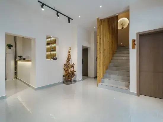 Jiavan luxury light hostel -PhoenixeOld CitycShopshEnglishlish