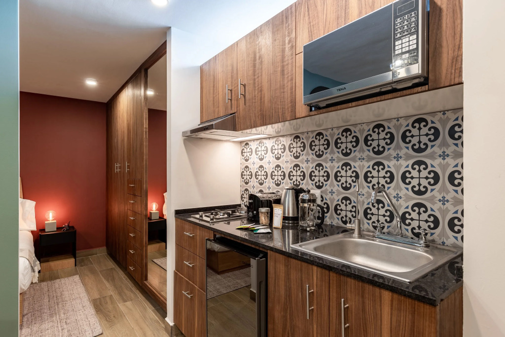 Casai Roma | 1BR | Tolsa Apartment great location
