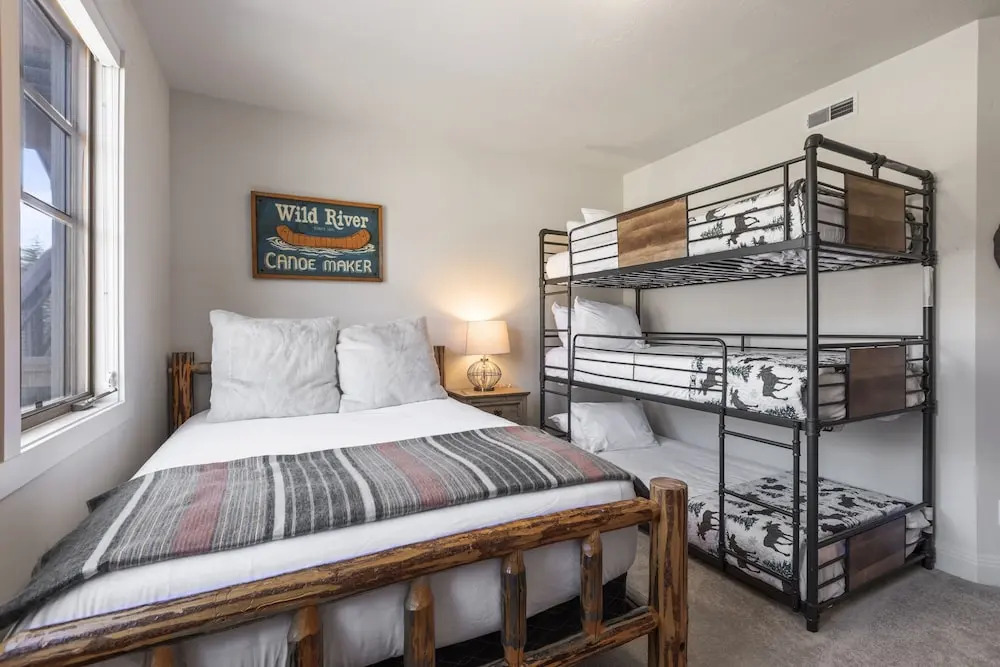 Town Pointe B205 3 Bedroom Condo by RedAwning