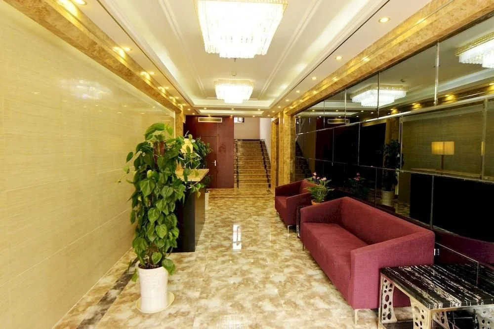 Qingdao Yahai Hotel