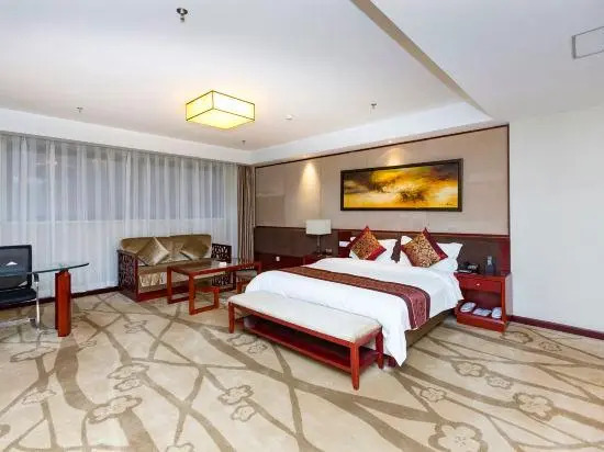 Baiyun Hotel (East Building)