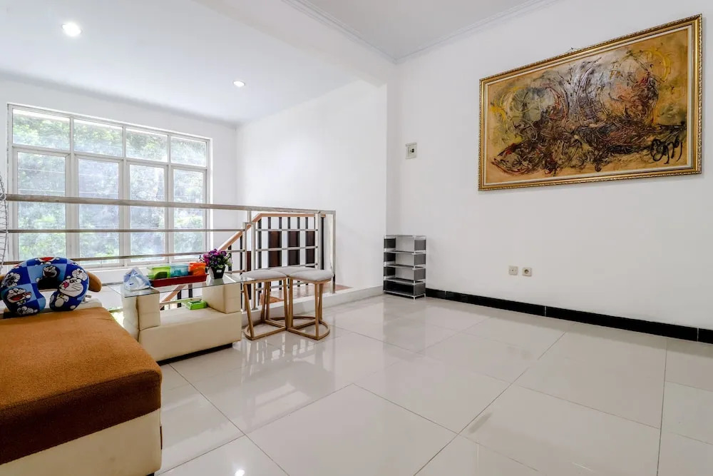 Emerald Residence