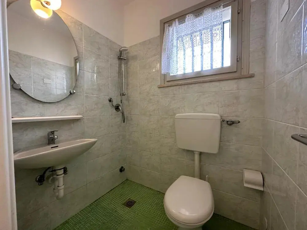 Tastefully Furnished Flat With Pool and Playground