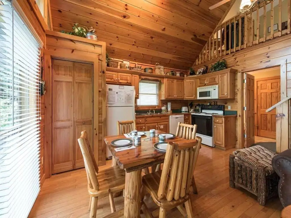 Peace of Mind 1 Bedroom Mountain View Home with Hot Tub