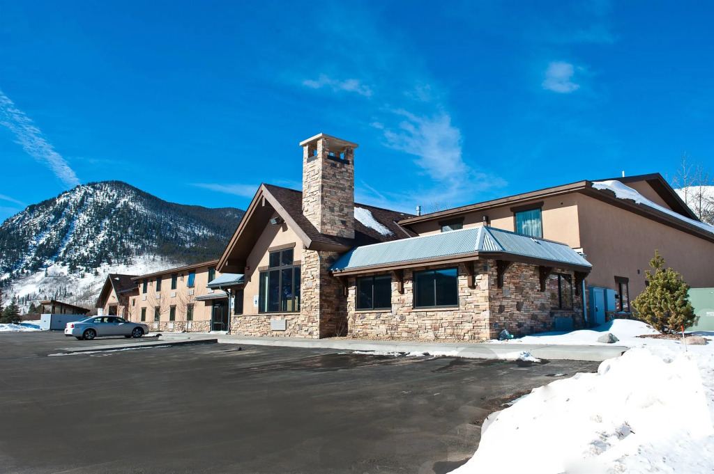 Alpine Inn