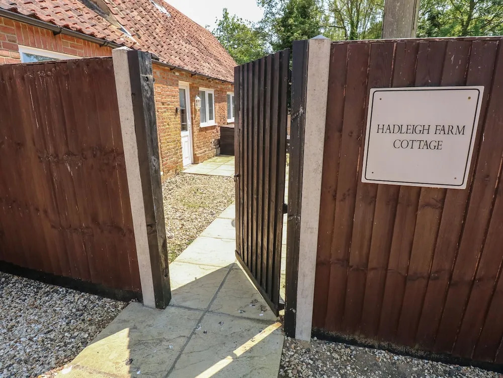 Hadleigh Farm Cottage