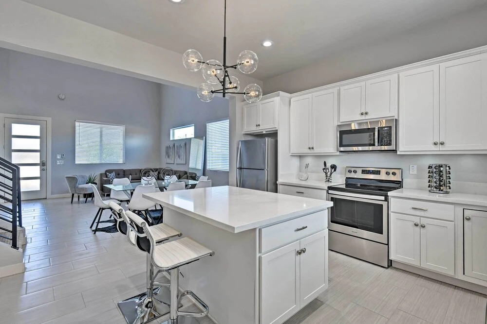 7 Mi to Dtwn Phoenix: Home w/ Patio & Yard