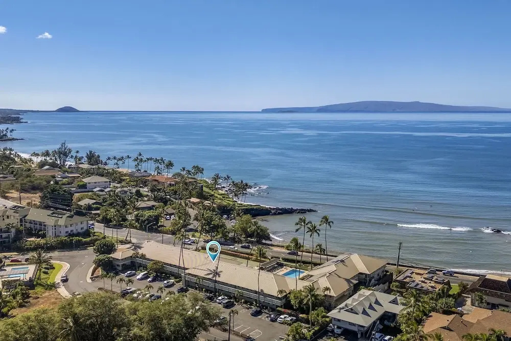 Shores of Maui 215 - Dramatic Ocean Views, Steps to the Beach, Renovated, AC!