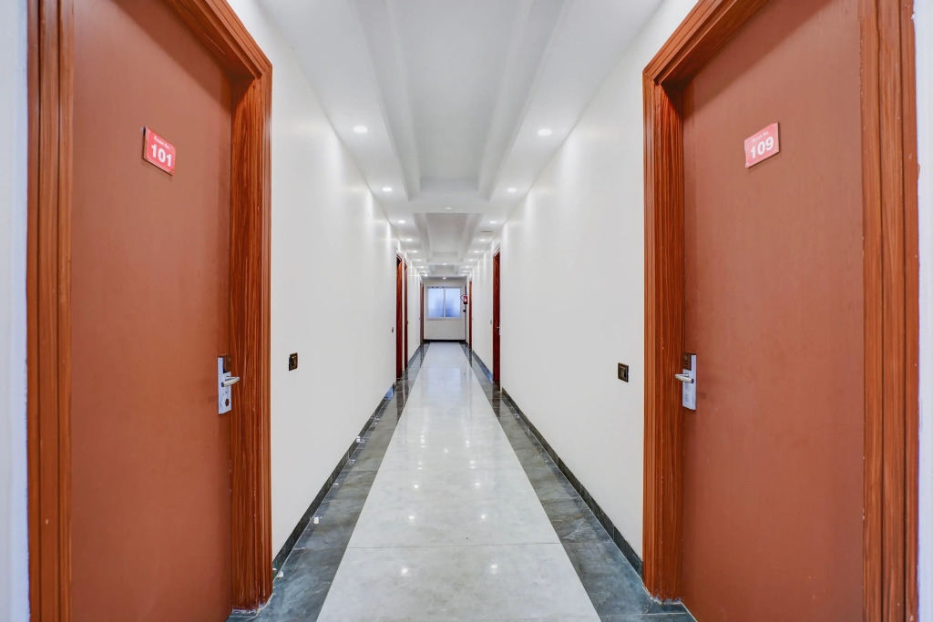 Hotel O Expo Mart Ansal Golf Link 1