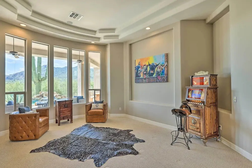 Infinity Pool: Stunning Home in Cave Creek