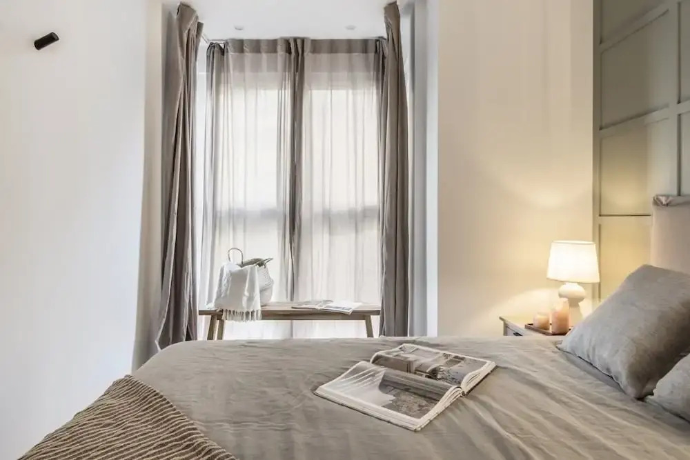 Santillana - 1 Bedroom and Pool in Castilla
