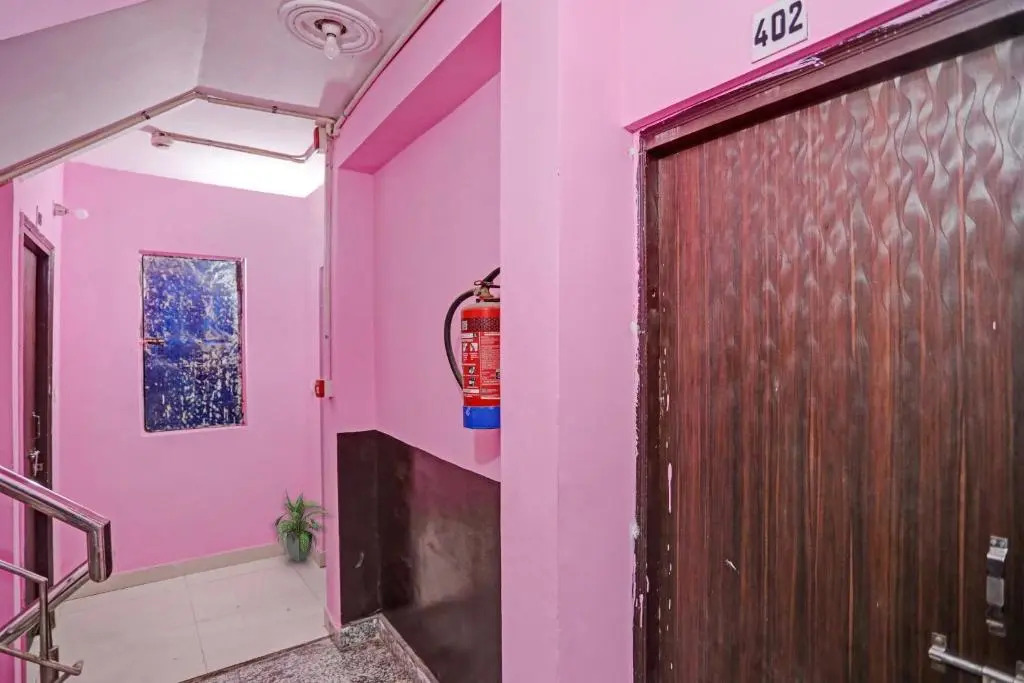 OYO Flagship 70331 Hotel Sharma Inn