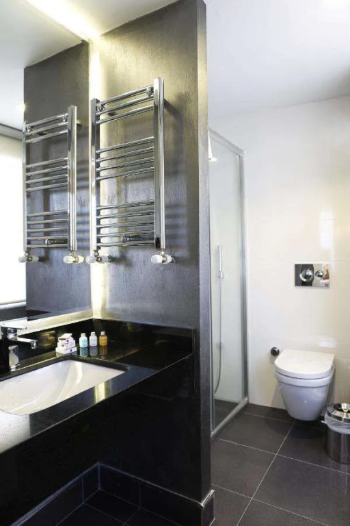 3T Residence & Hotel