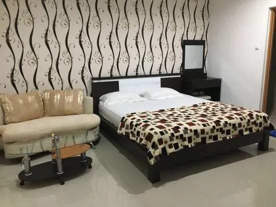 Crystal Guesthouse