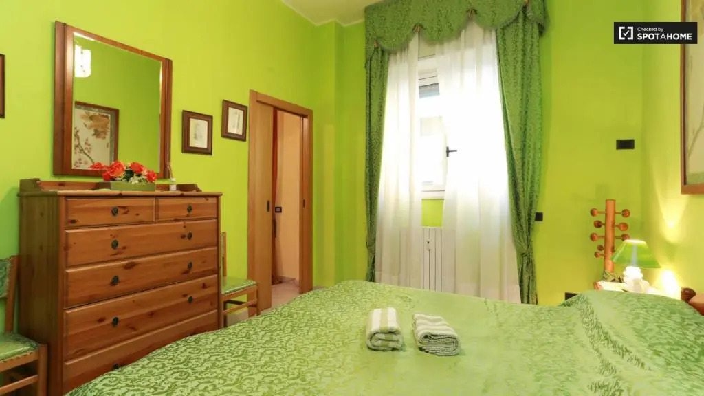 15 min from city center metro m1
