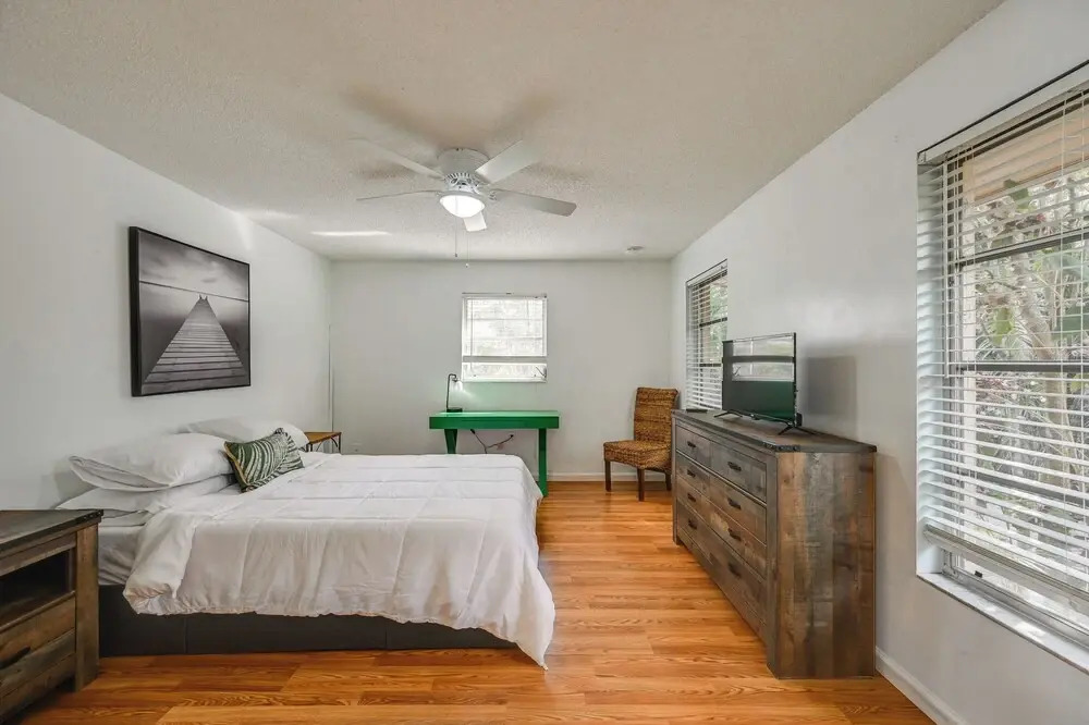 3 Mi to Naples Botanical Garden: Home w/ Hot Tub!