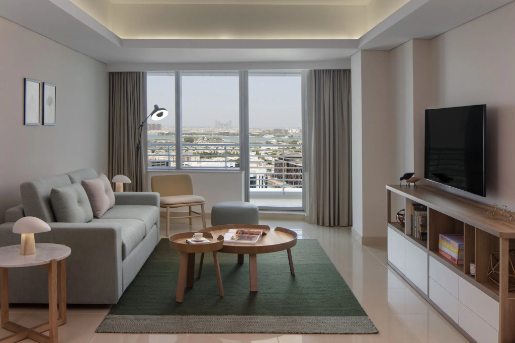 Staybridge Suites Dubai Internet City by IHG