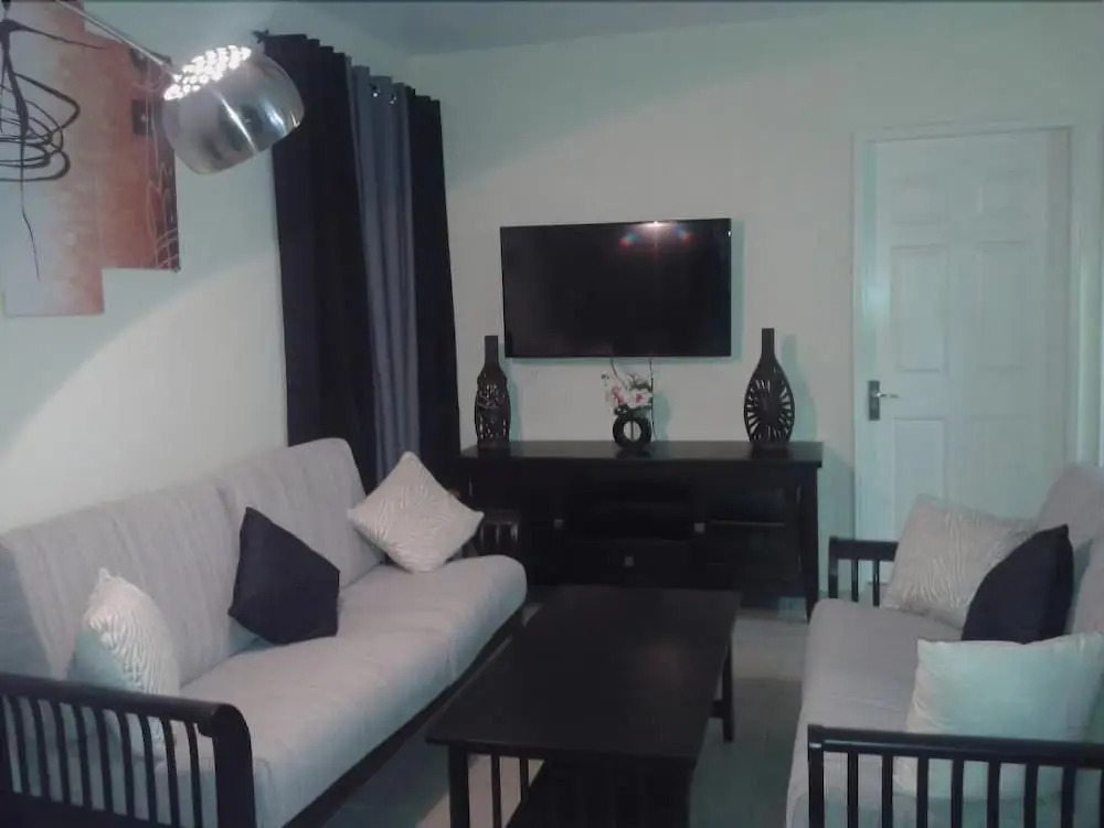 Le Mirage Exotique Apt 202