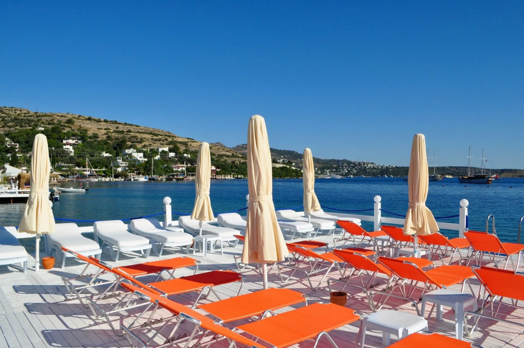 Lavinya Otel