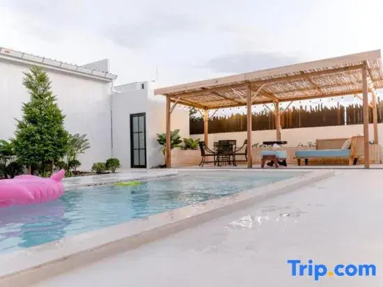 Merry Holmes Resort Hatyai
