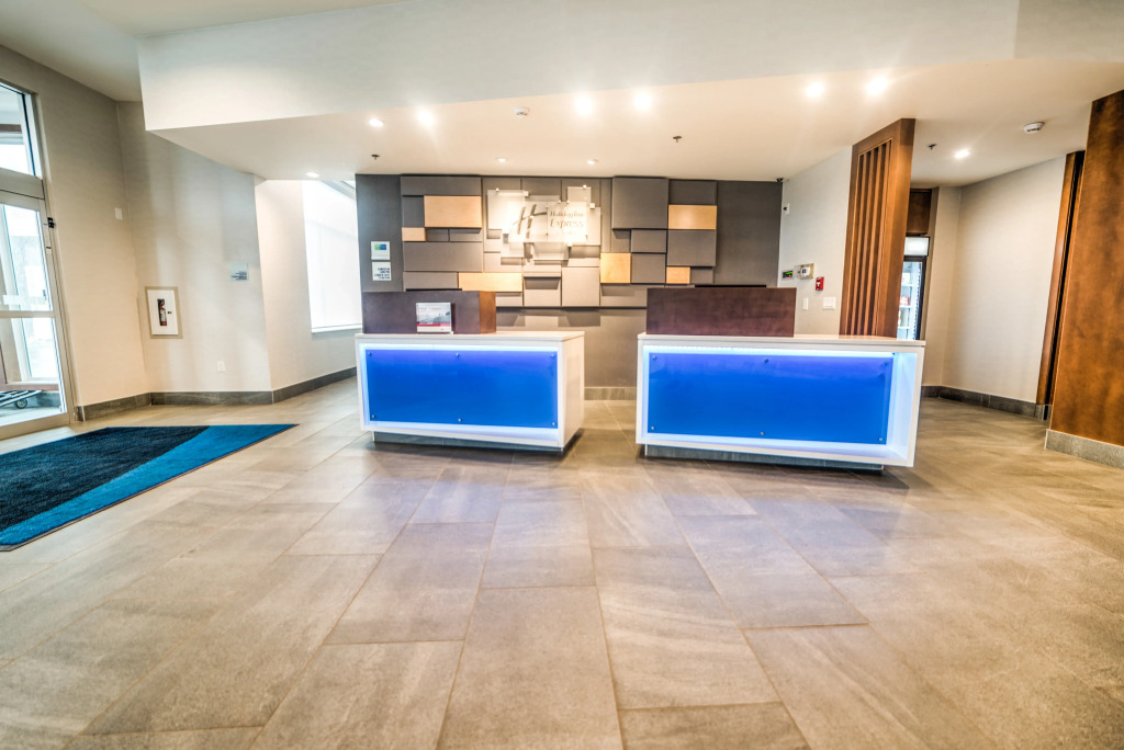 Holiday Inn Express & Suites West Edmonton - Mall Area by IHG