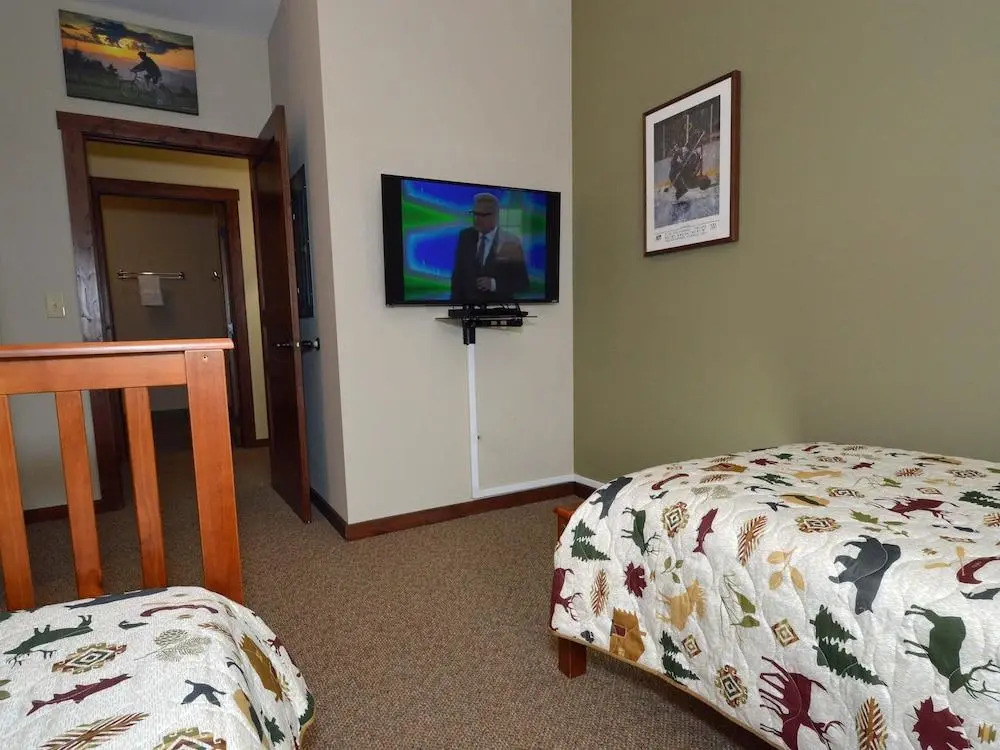 2 Br: Soaring Eagle 402