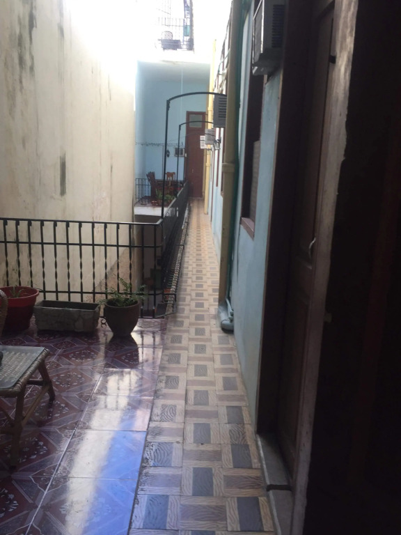 Colonial del Medio