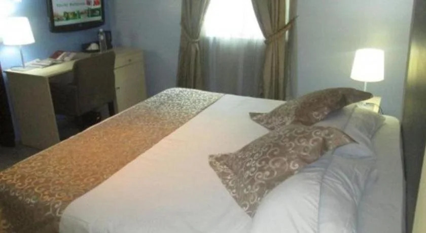 Platinum Apartment & Suites